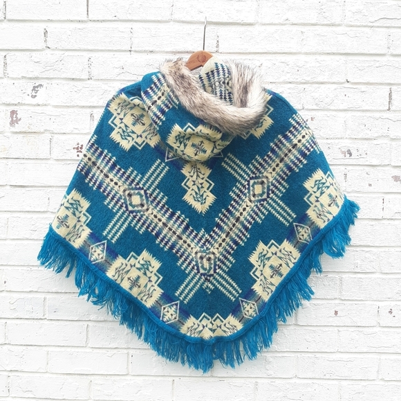 Aztec Tribal Poncho Pullover Sweater Jacket - Picture 5 of 6